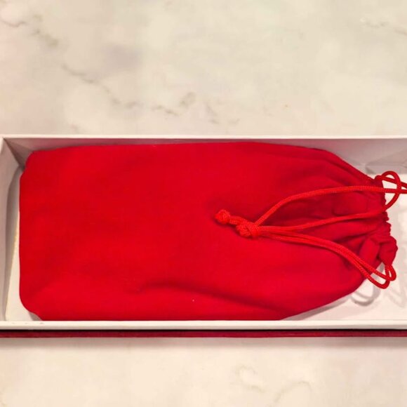 Embroidered Eye Mask – Summer Palace Souvenir - Picture 3 of 4